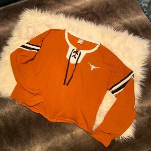 PINK Longhorns Cropped Sweatshirt